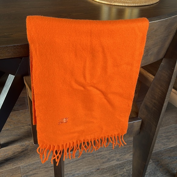 Burberry orange scarf 100% lambswool - Picture 1 of 6